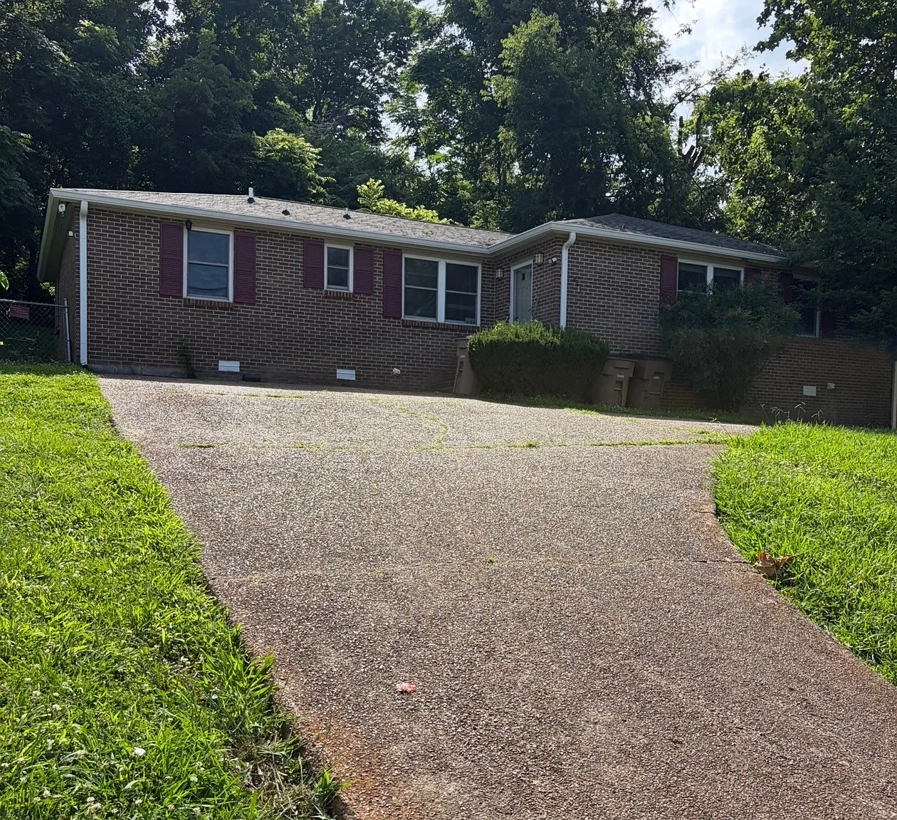 2 bed, 1.0 bath, 832 sqft, $1,600 — Photo 1