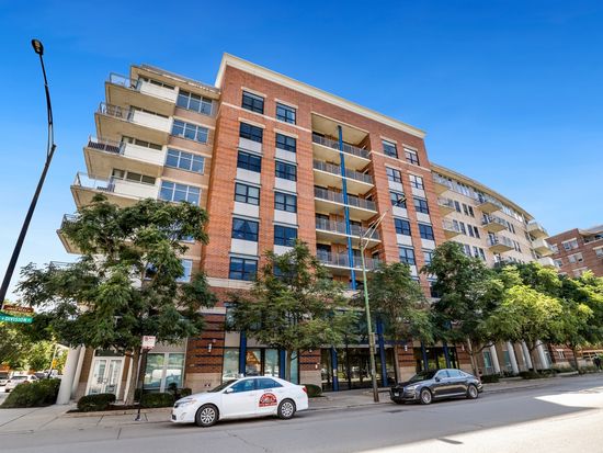 511 W Division St APT 606, Chicago, IL 60610