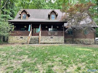 19 River Ridge Cir, Scottsboro, AL 35769