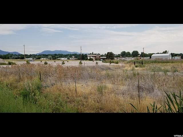 1st image of 3613 S Midland Dr