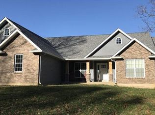 67 Blue Spruce Ln, Hawk Point, MO 63349