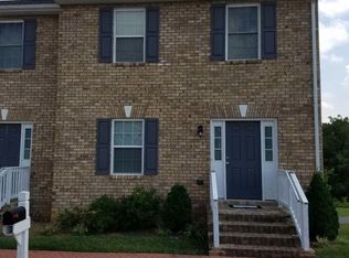 2325 Jenny Ln, Vinton, VA 24179