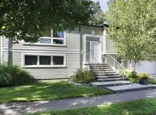 477 Clinton Rd, Chestnut Hill, MA 02467