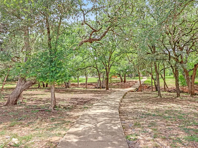 11126 Pomona Park Dr — Photo 35
