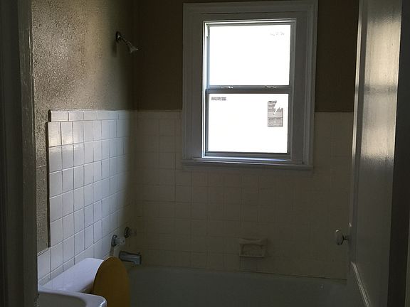 3rd image of 1780 Eldridge Ave