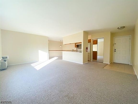 2nd image of 39 Bolton Ct #39