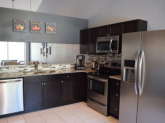 2nd image of 2571 Estancia Blvd