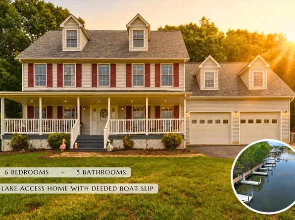160 Indian Pointe Dr, Hardy, VA 24101