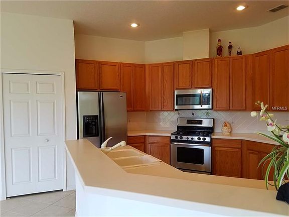 4th image of 12615 Stanwyck Cir