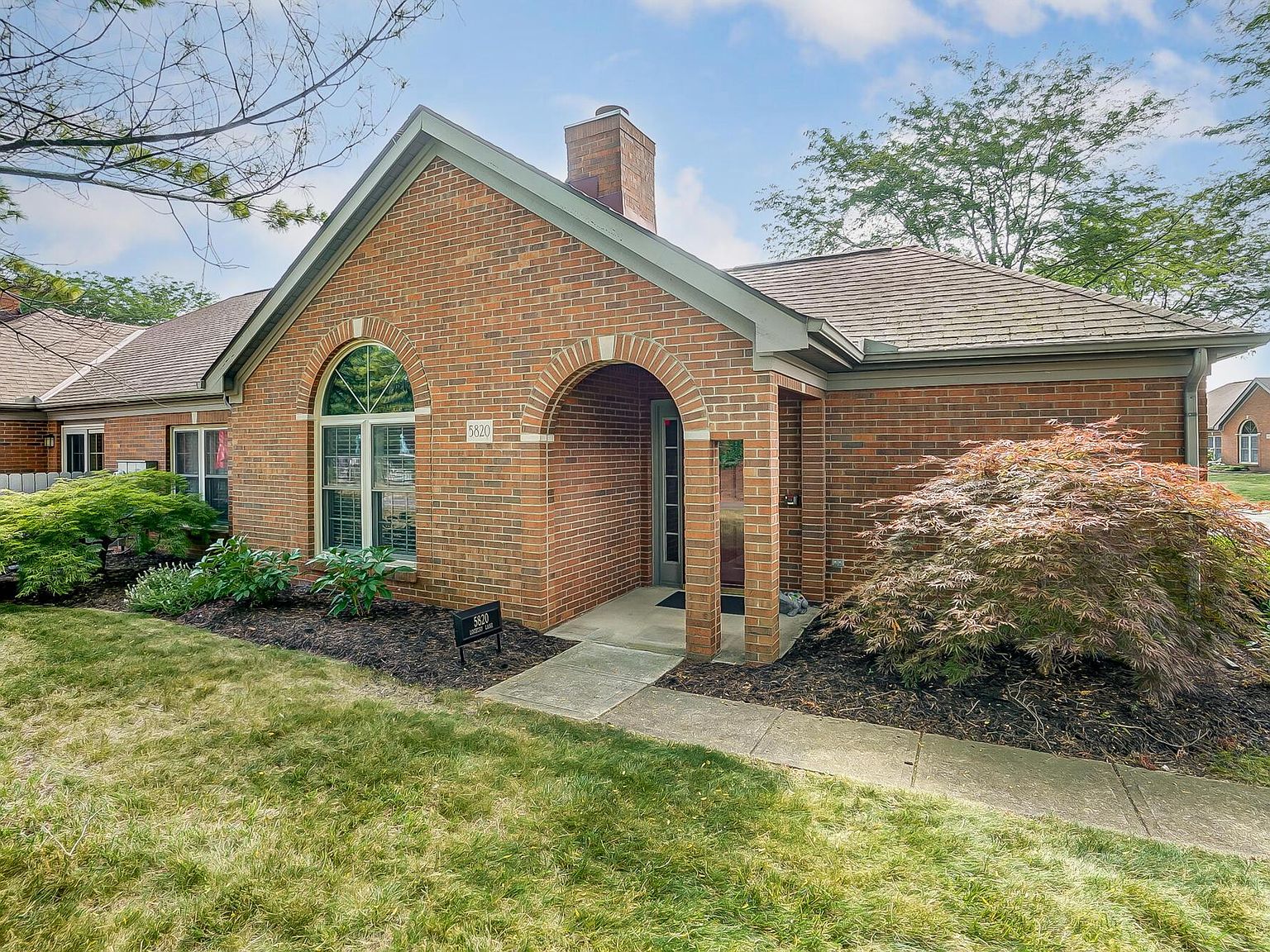 5820 Locbury Ln R, Dublin, OH 43016 MLS 224020199 Zillow