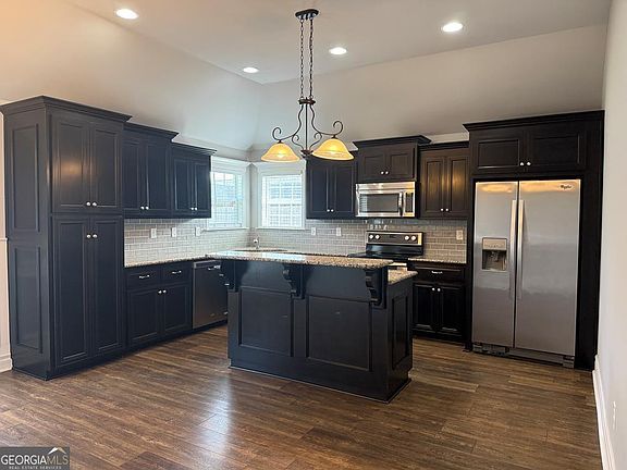 3rd image of 5255 Carlton Ridge Cir