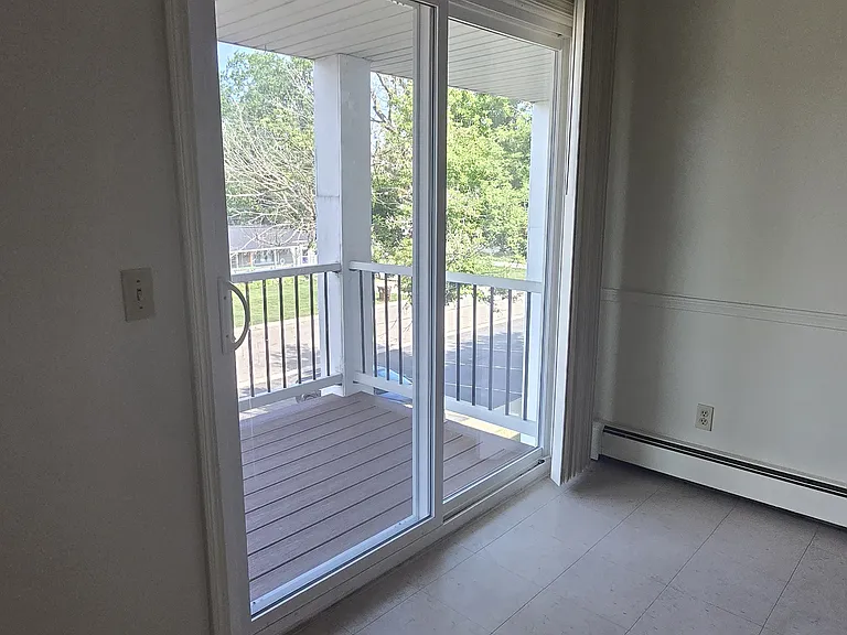 237 S Nelson St — Photo 8