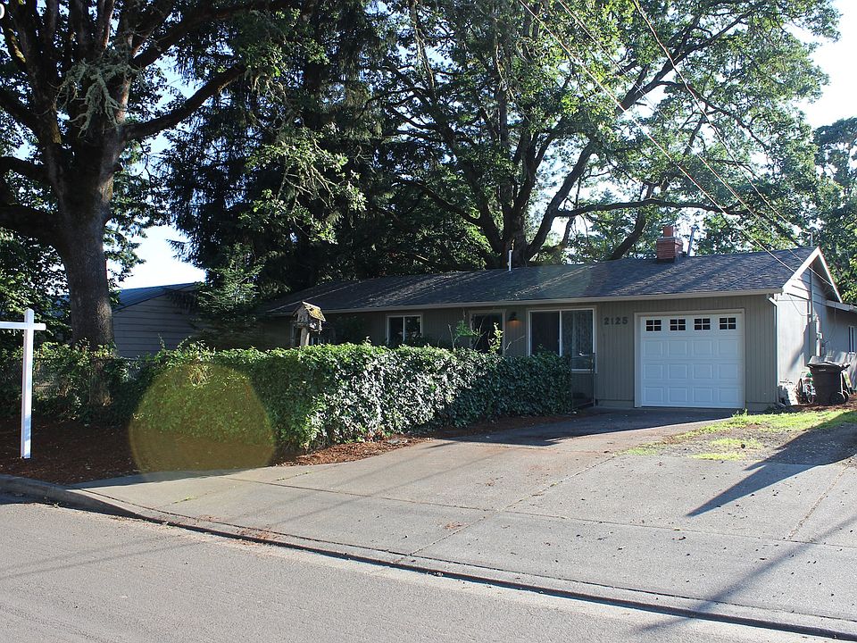 1st image of 2125 SE 47th Ave