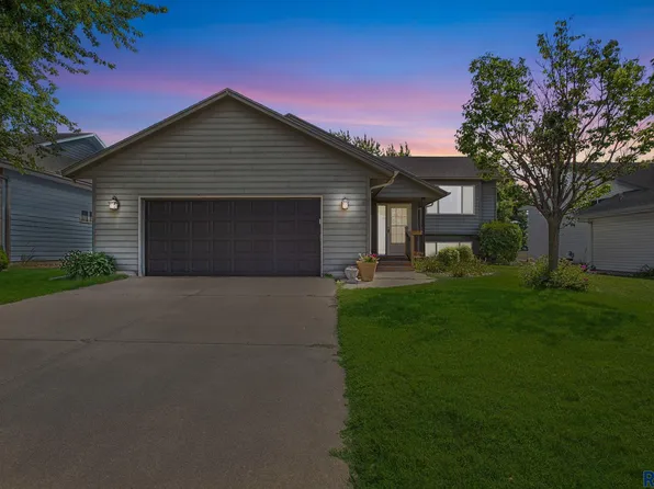 800 N Sherwood Ave, Sioux Falls, SD 57103