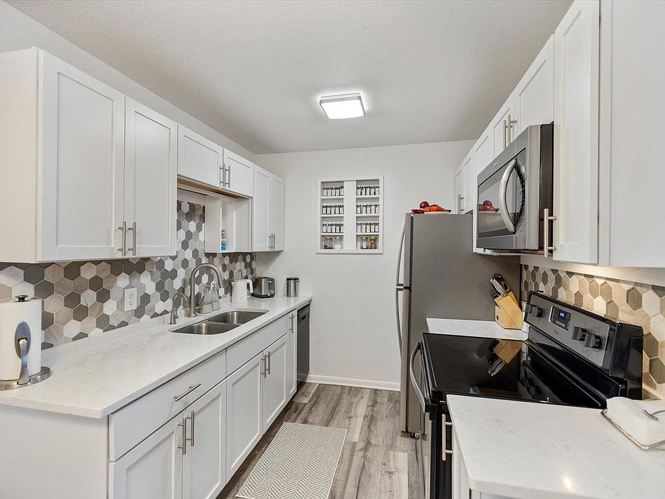 1st image of 9143 Highway 55 APT 102