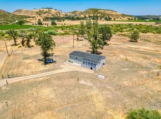 20552 Santa Clara Ave, Middletown, CA 95461