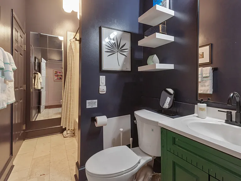 570 Morgan St NE #B — Photo 6