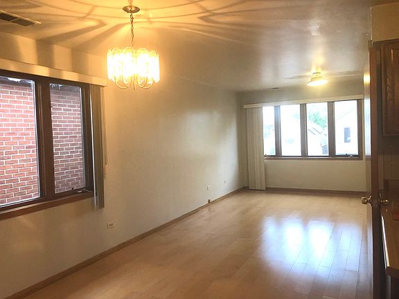 2nd image of 2624 S Emerald Ave #2