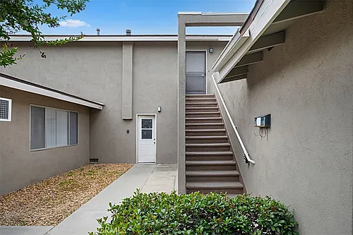 2030 E Wilshire Ave #D Photo 1