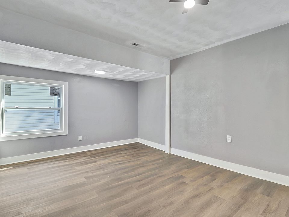 1st image of 833 Fremont St APT 2