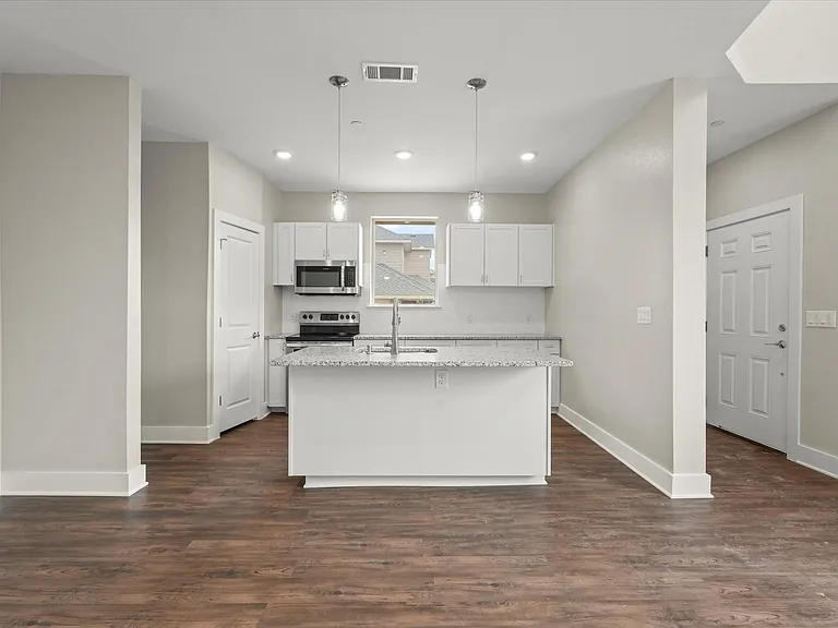 3600 Aaron Pl — Photo 6
