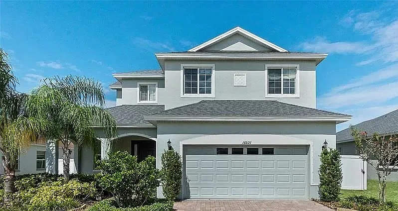 4 bed, 3.5 bath, 3108 sqft, $3,000 — Photo 1