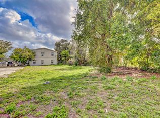 1689 W 28th St, West Palm Beach, FL 33404