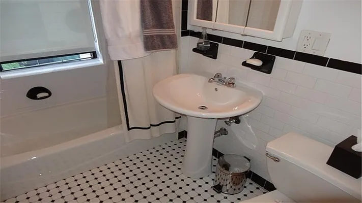 Rented by Fenwick Keats Real Estate | media 7