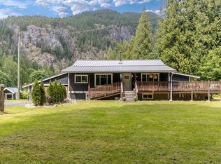 14848 Squamish Valley Rd, Squamish, BC V0N1H0