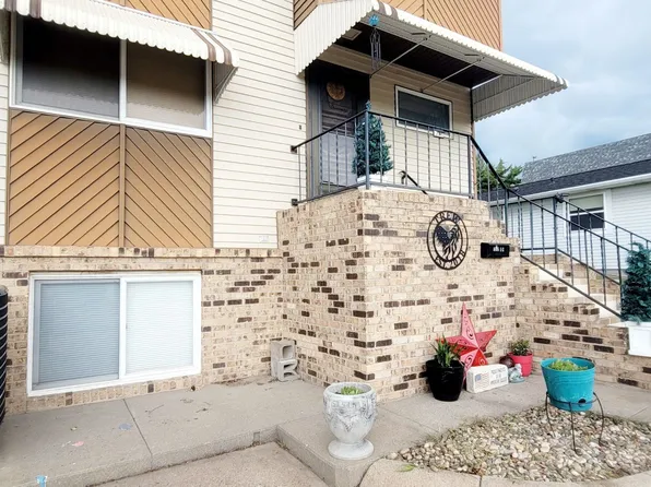 806 1/2 E 7TH STREET, Mccook, NE 69001