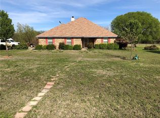 104 Harli Dr, Trenton, TX 75490