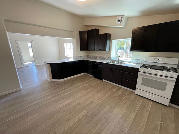 3rd image of 2260 S 1st Ave