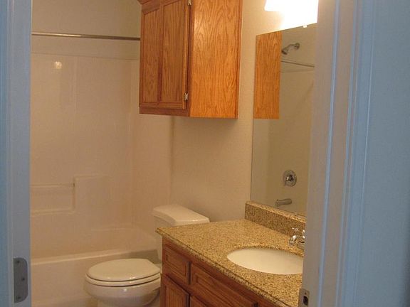 5th image of 14006 Ambrosia St #B