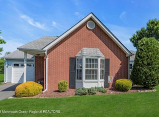 51 Jaffreyton Close, Freehold, NJ 07728