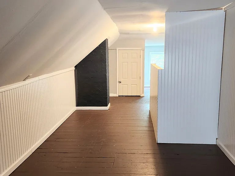 1455 E Mound St — Photo 15