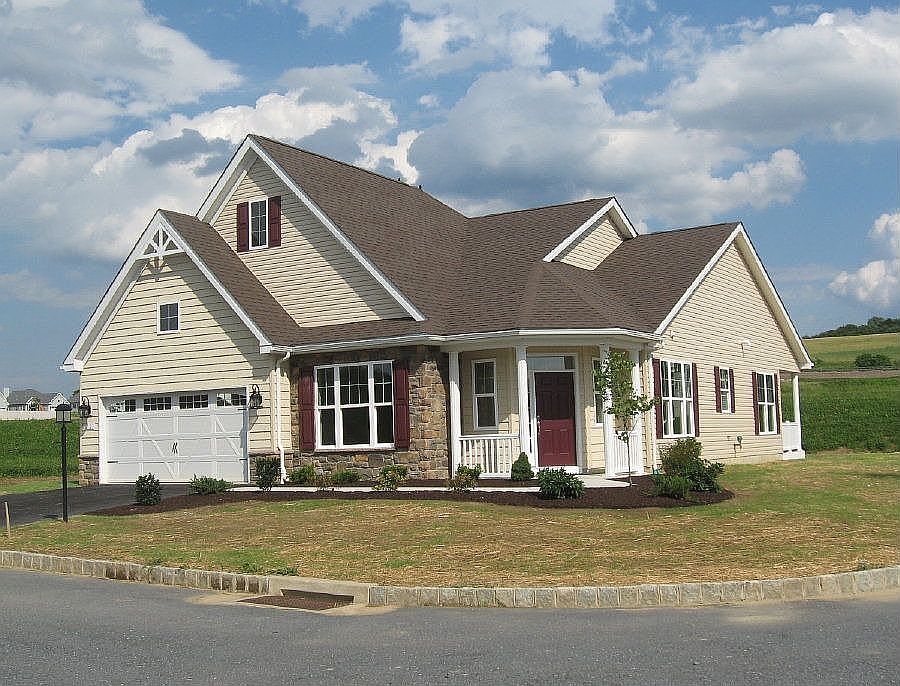 2nd image of 1 Fox Chase Ln