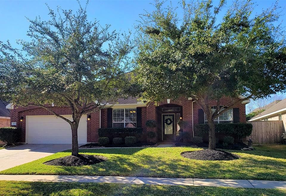 1st image of 26915 Temple Park Ln