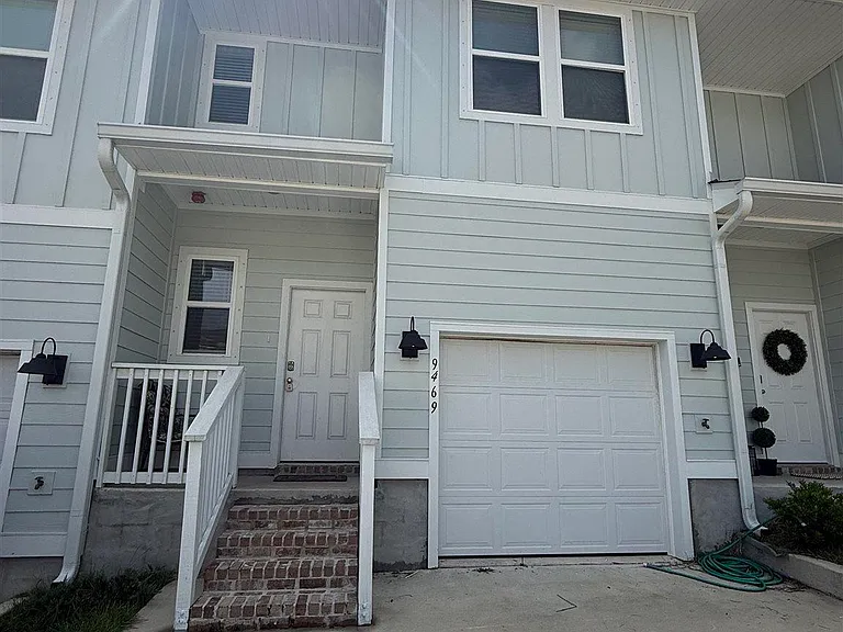 9469 Nature Creek Ln — Photo 1