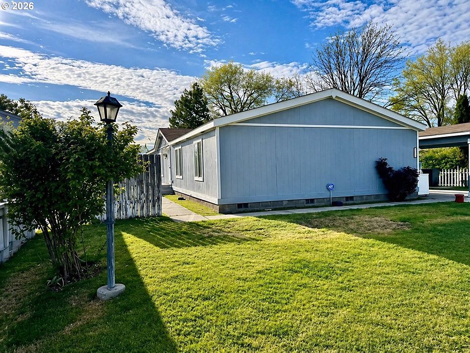 1st image of 1735 NE 3rd Pl