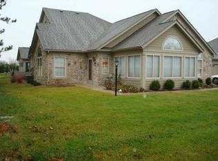 9889 Connor Lake Cir, Perrysburg, OH 43551