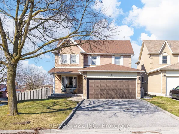 2 Coomer Cres, Ajax, ON L1T 3B6