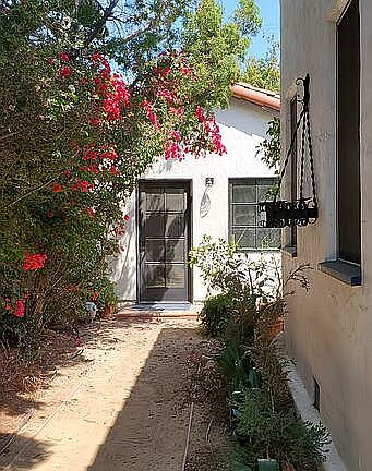 Pathway to guesthouse