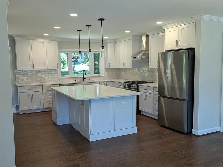 6103 Eagle Landing Rd — Photo 4