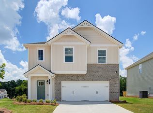 5 Camellia Dr, Fairburn, GA 30213