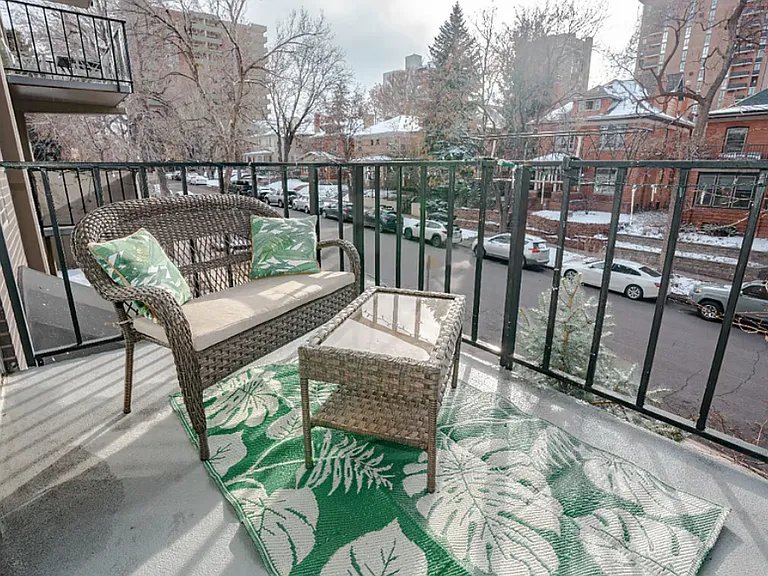 1150 Vine St #203 — Photo 4