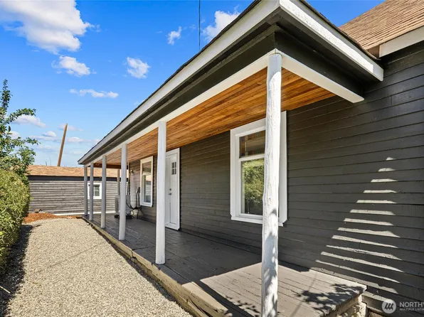 401 S 1st Street, Roslyn, WA 98941