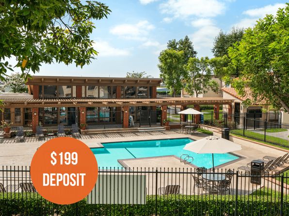 15200 Magnolia St #80