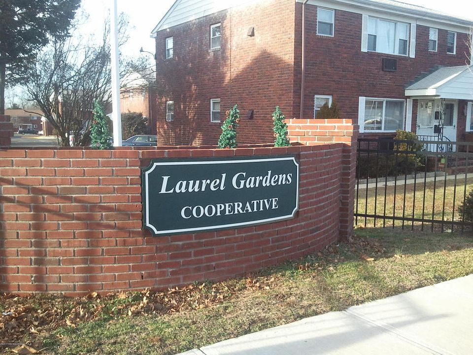 2nd image of 165 Wyckoff Rd #A