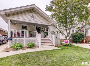 2325 S 5th St, Springfield, IL 62703