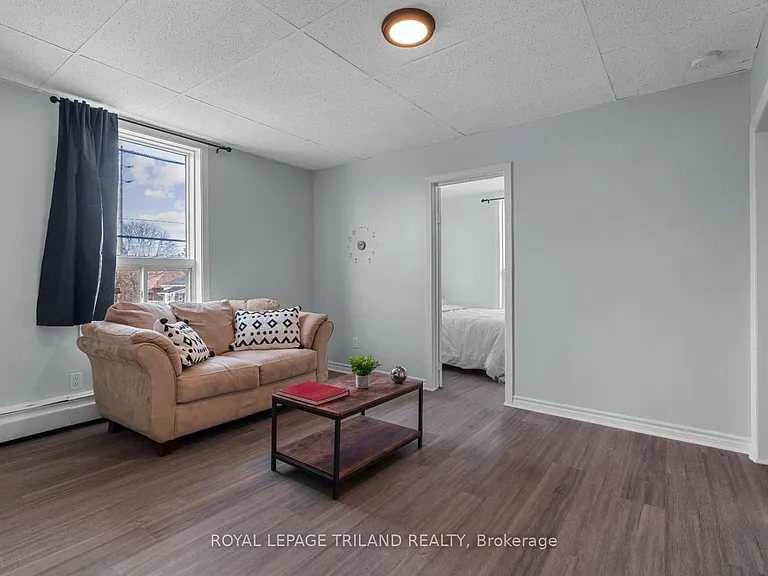 469 Grey St #3 — Photo 1
